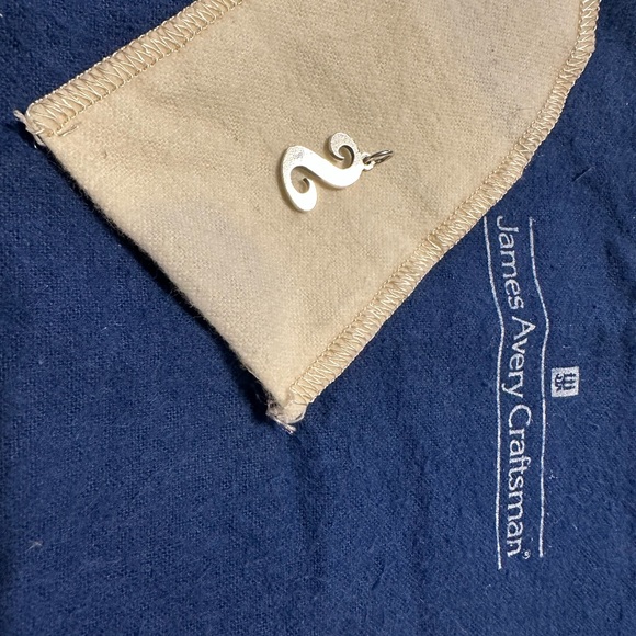 JAMES AVERY large script initial S charm - Picture 2 of 4